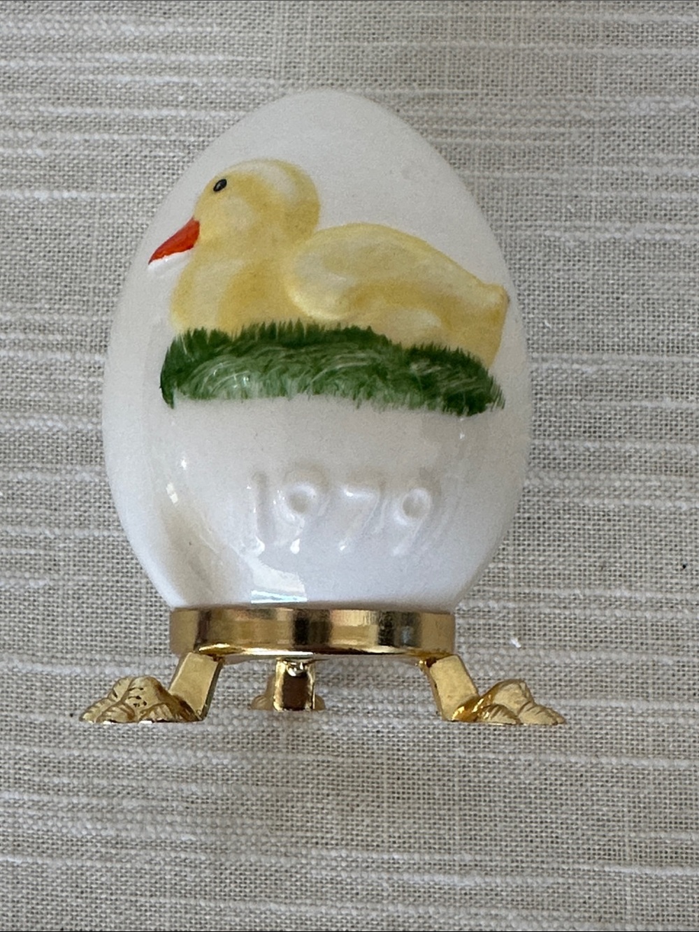 🥕 Goebel Annual 1979 Easter Egg Ceramic Collectible